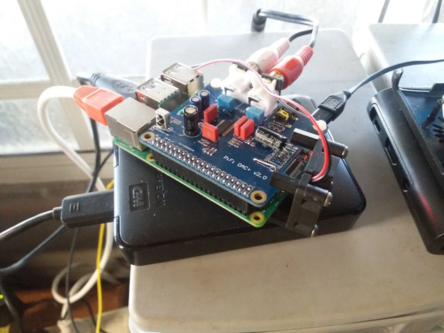 pi4- runeaudio.jpg pi4- runeaudio.jpg